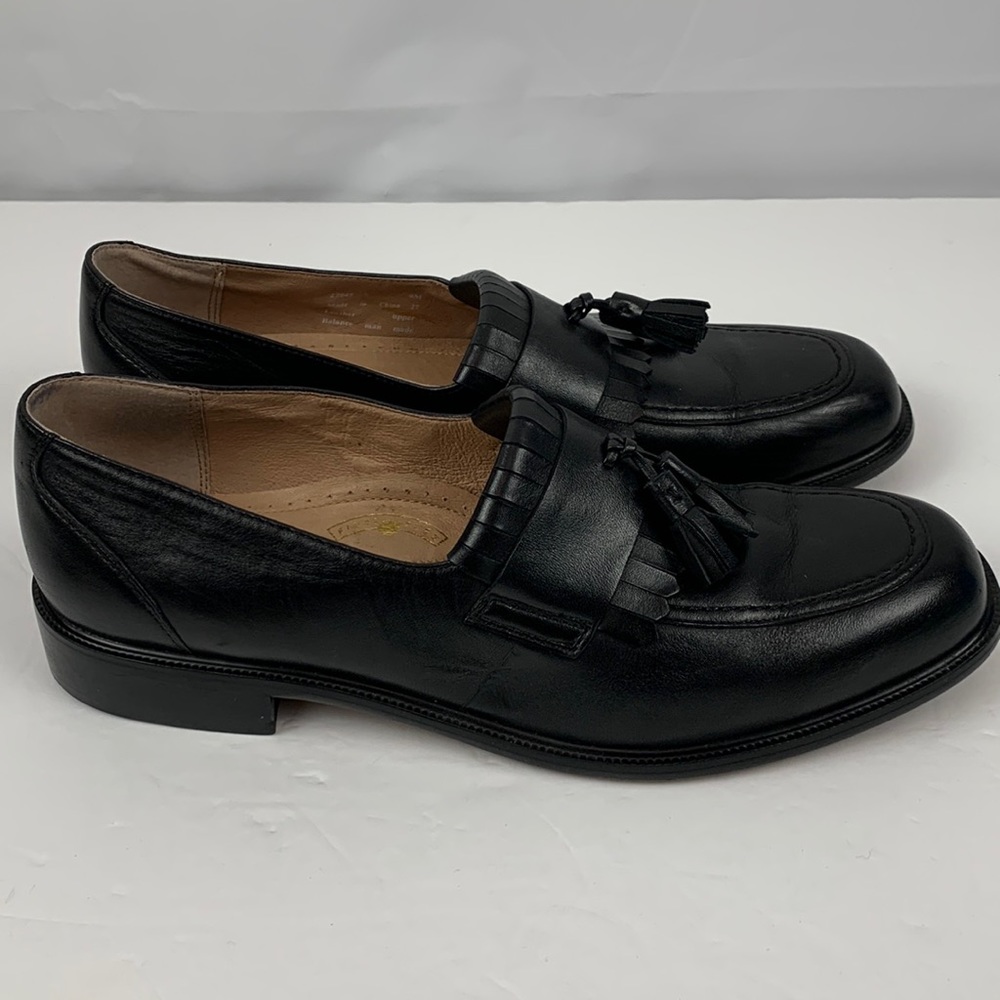 Bostonian black shoes